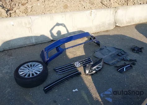 2017 Volkswagen Passat 1.8T Se z USA, uszkodzony, nr VIN 1VWBT7A38HC049181